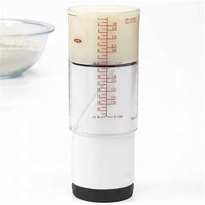Adjustable Measuring Cup